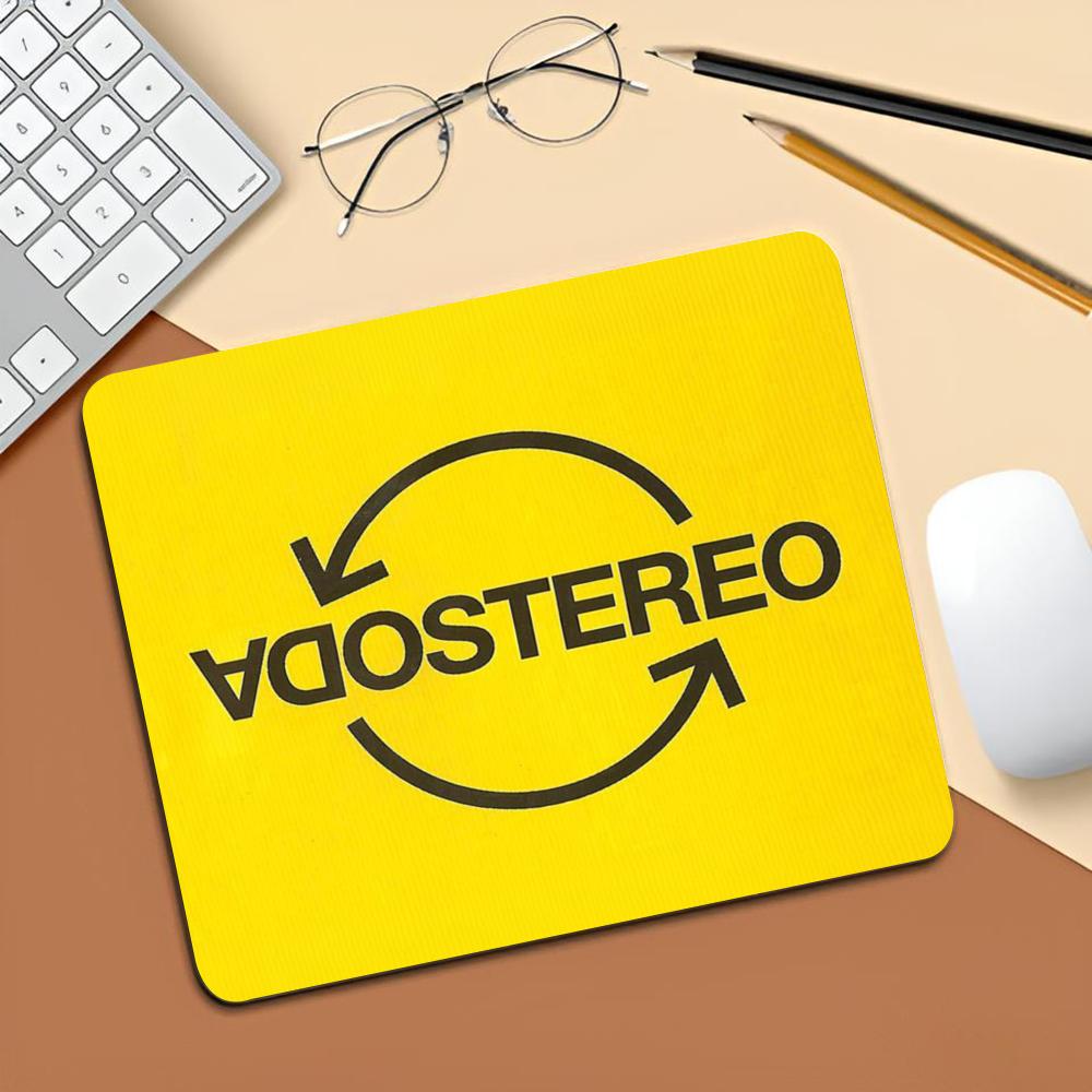 Gustavo Cerati Soda Stereo Mou - Laptop Accessories Protector ulasan dan harga