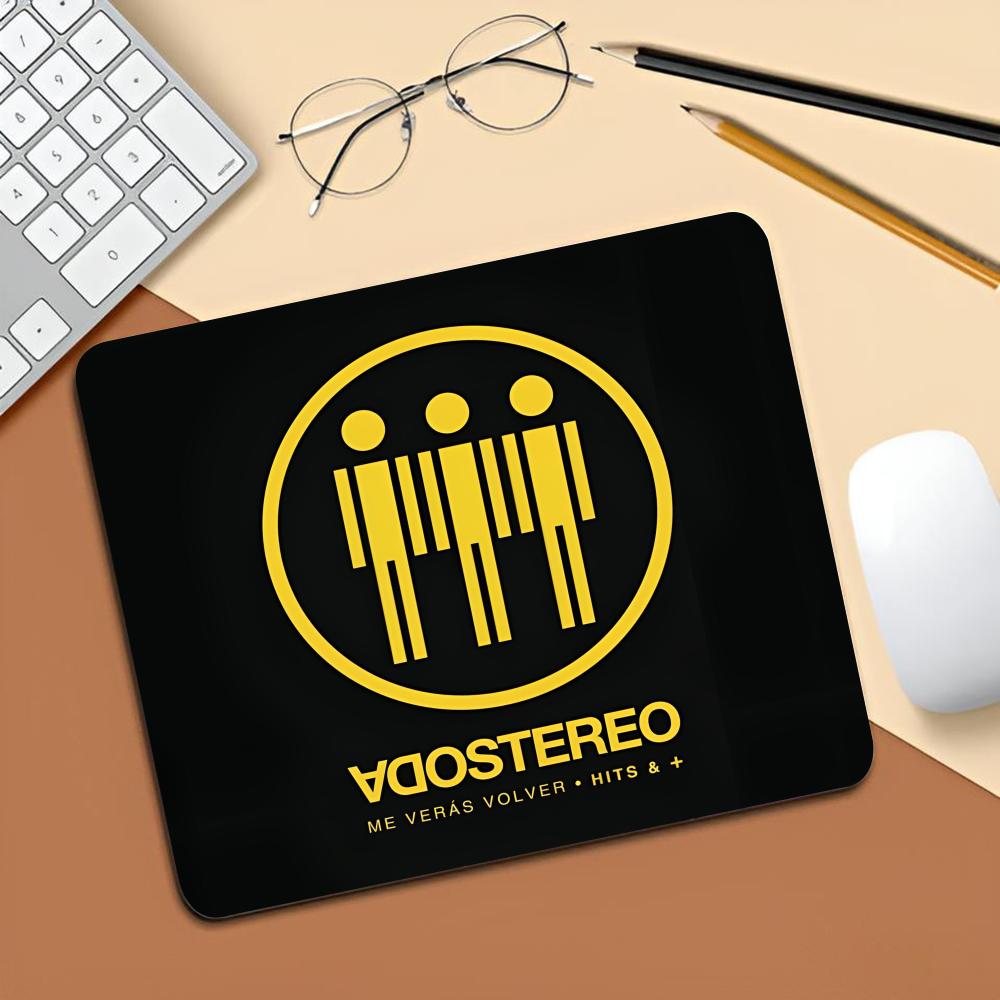 Gustavo Cerati Soda Stereo Mou - Laptop Accessories Protector ulasan dan harga
